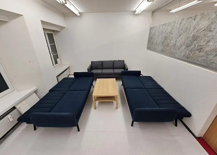 Appartement Private 3-zimmer -private Wc, Dusche, Kueche- Chur